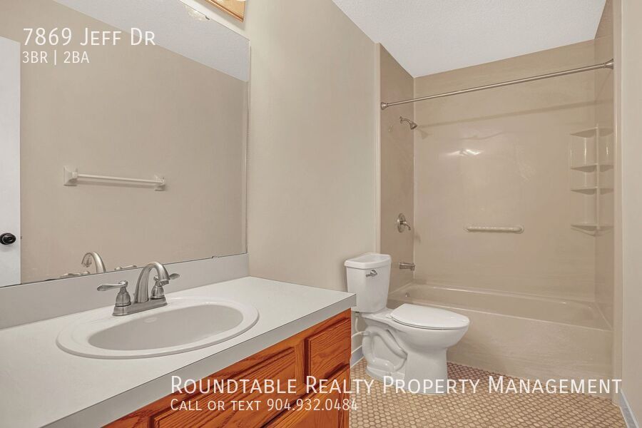 3 bedroom/ 2 bathroom home on the Westside! property image