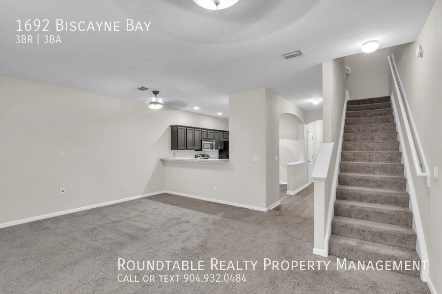 3 bedroom/ 2.5 bathroom townhome near the airport! property image