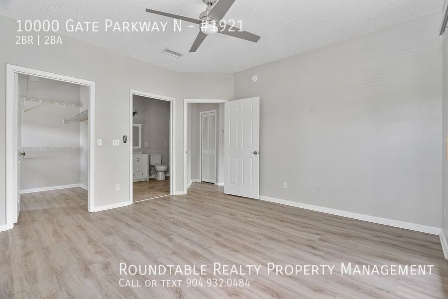 2 bedroom/ 2 bathroom condo on Southside! property image