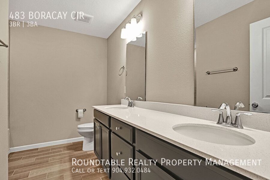 3 bedroom/ 2.5 bath townhome in Beachwalk! property image