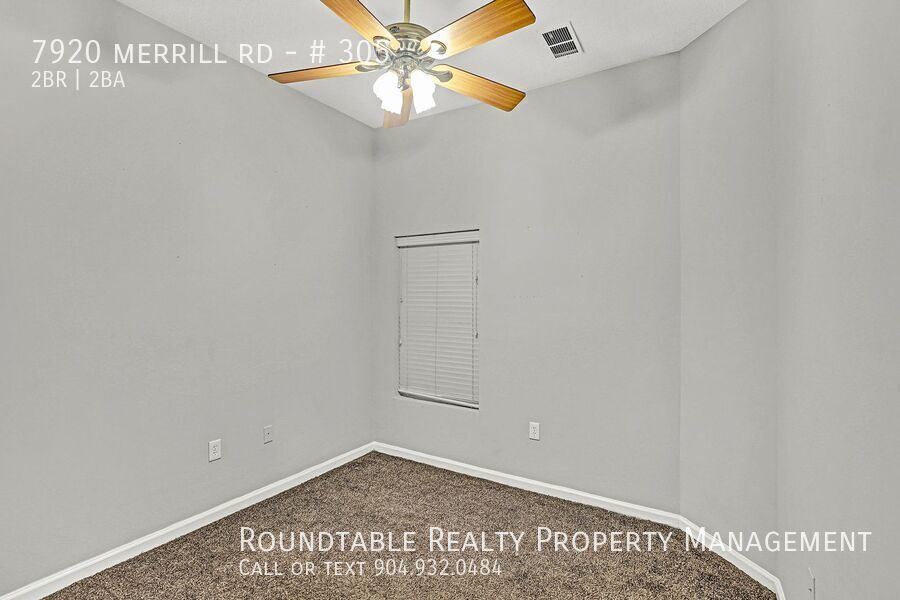 Great 2 bedroom/ 2 bathroom condo on the Southside property image