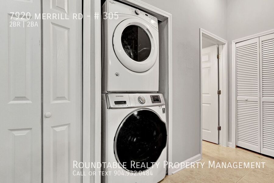 Great 2 bedroom/ 2 bathroom condo on the Southside property image