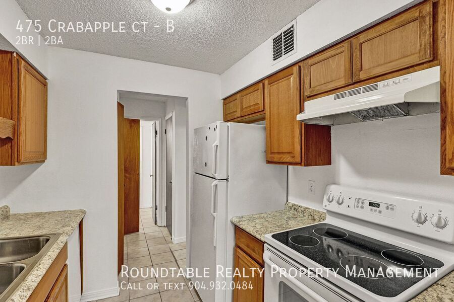 2 bedroom/ 1.5 bathroom apartment in Orange Park property image