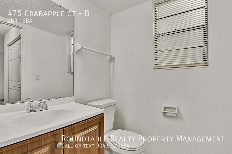 2 bedroom/ 1.5 bathroom apartment in Orange Park property image
