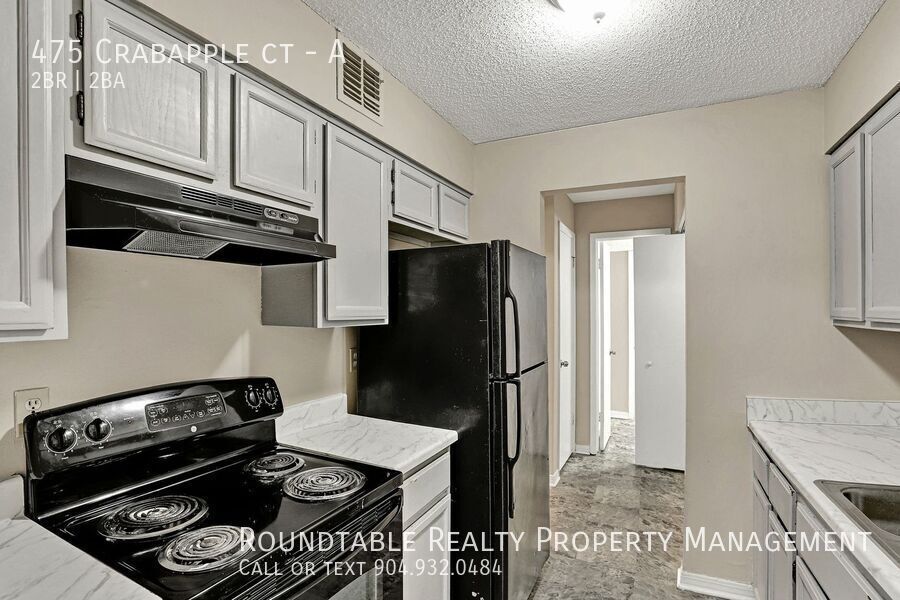 2 bedroom/ 1.5 bathroom apartment in Orange Park property image