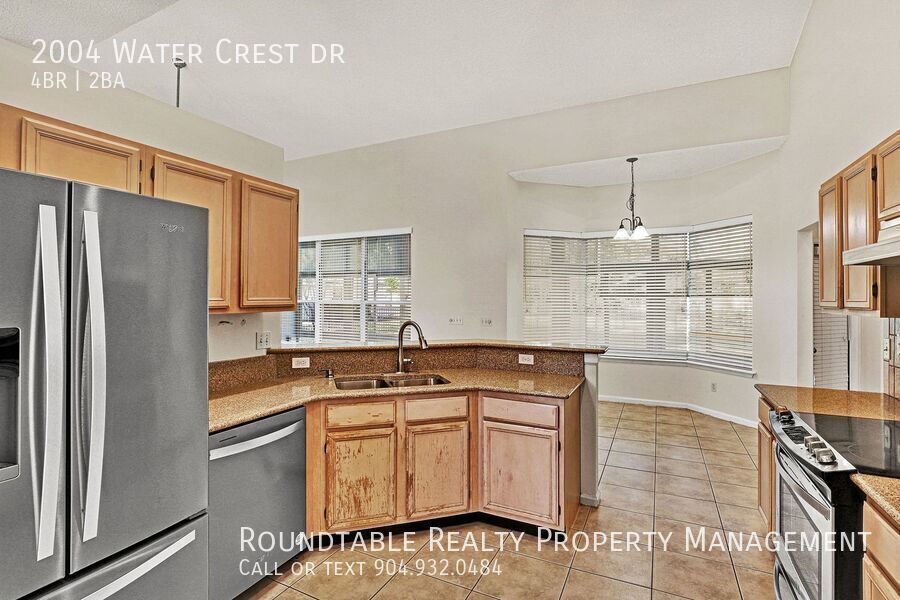 Great 4 bedroom/ 2 bathroom home in Eagle Harbor property image