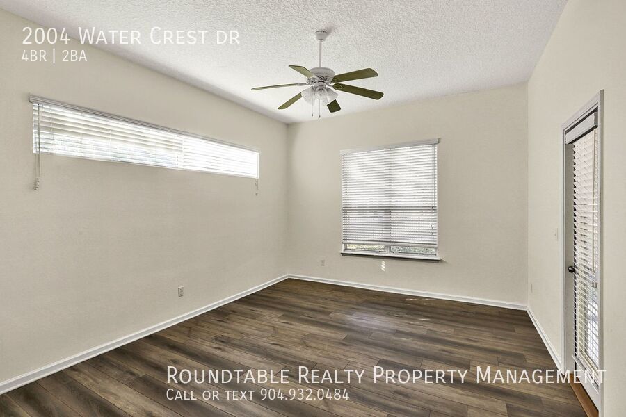 Great 4 bedroom/ 2 bathroom home in Eagle Harbor property image