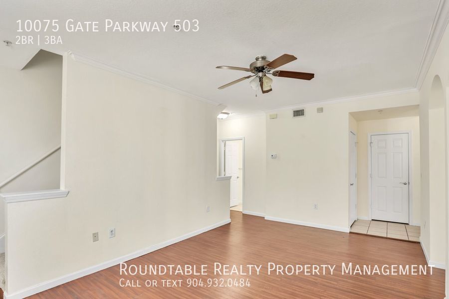 2 bedroom/ 2.5 bathroom condo next to St Johns Town center! property image