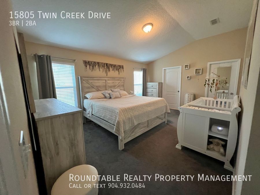 Beautiful 3 bedroom/ 2 bathroom home on the Northside- Pet Friendly!! property image