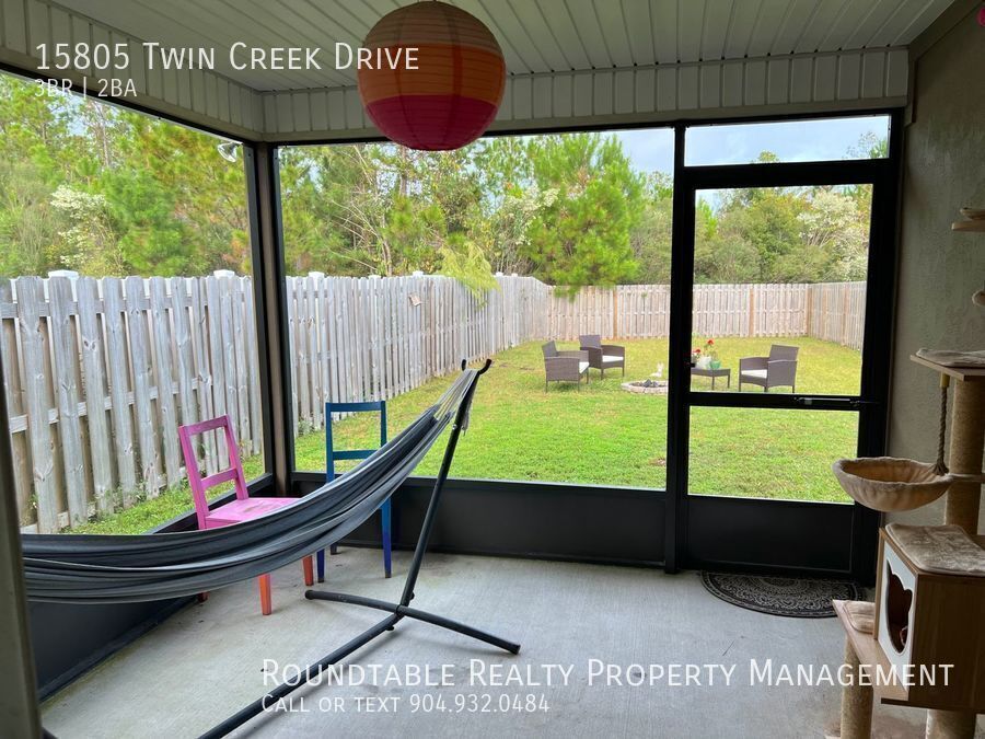 Beautiful 3 bedroom/ 2 bathroom home on the Northside- Pet Friendly!! property image