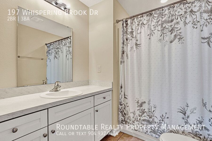 2 bedroom/ 2.5 bathroom townhome in St Augustine! property image