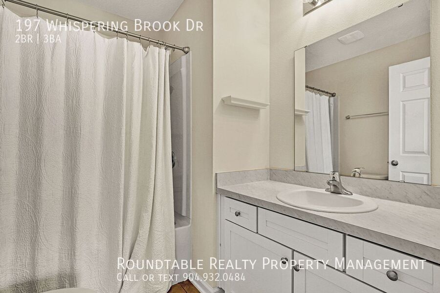2 bedroom/ 2.5 bathroom townhome in St Augustine! property image