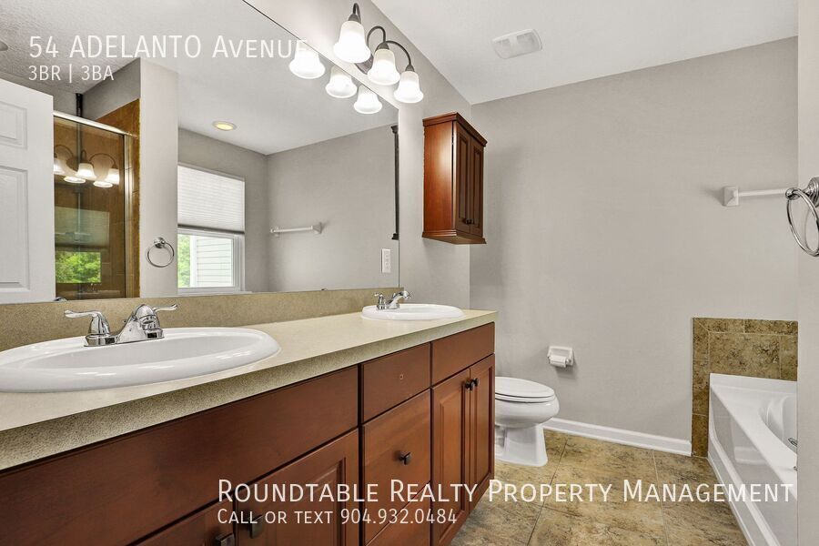 3 bedrooms, 2.5 bathrooms townhome in St Augustine! property image