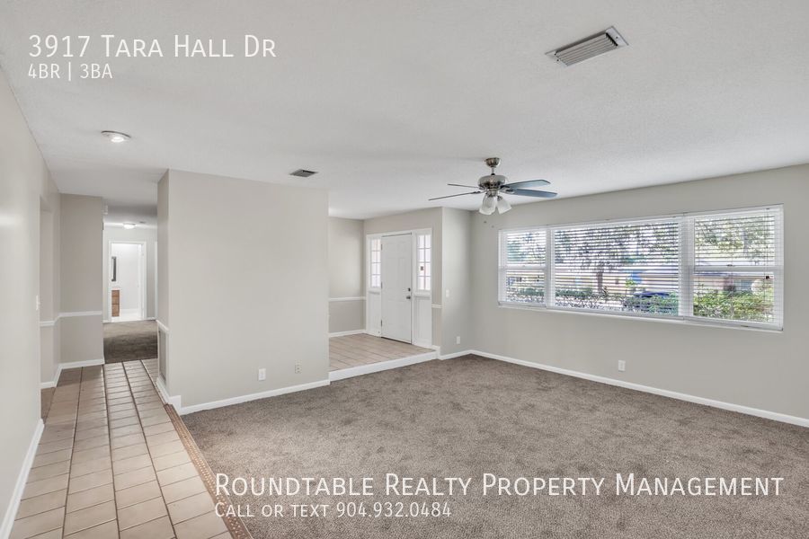 4 bedroom 2.5 bath home in Fort Caroline! property image