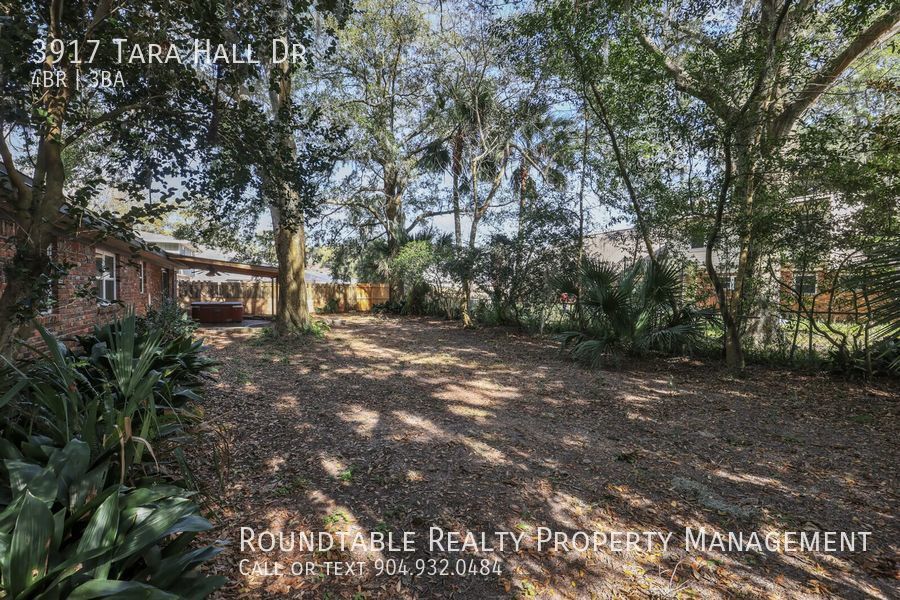 4 bedroom 2.5 bath home in Fort Caroline! property image