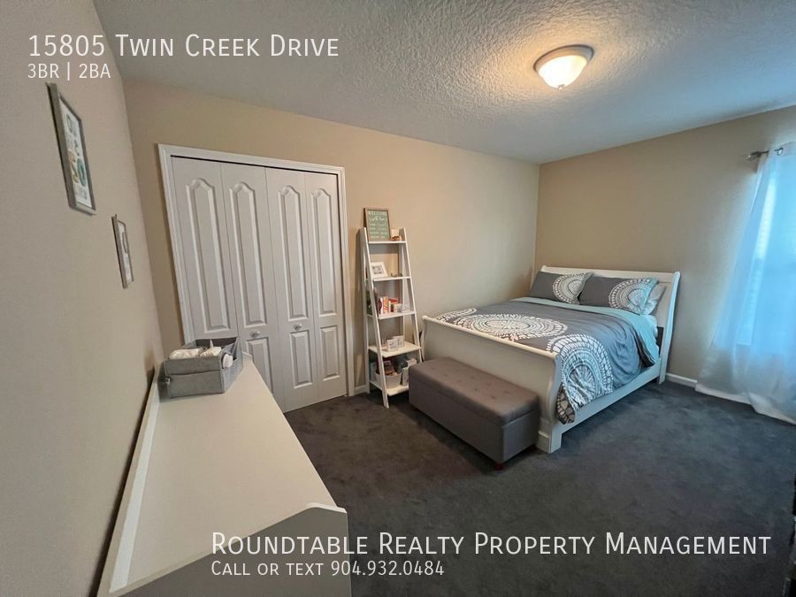 Beautiful 3 bedroom/ 2 bathroom home in Rivercity! property image